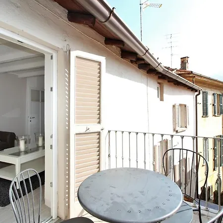 Sleeps 3 Apartment